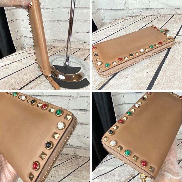 Valentino Rockstud zippy zip-around leather wallet - Picture 14 of 16